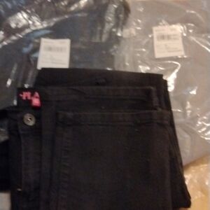 Girls jeans super skinny skinny 5 pair Gray black and Ash black Blue for $90